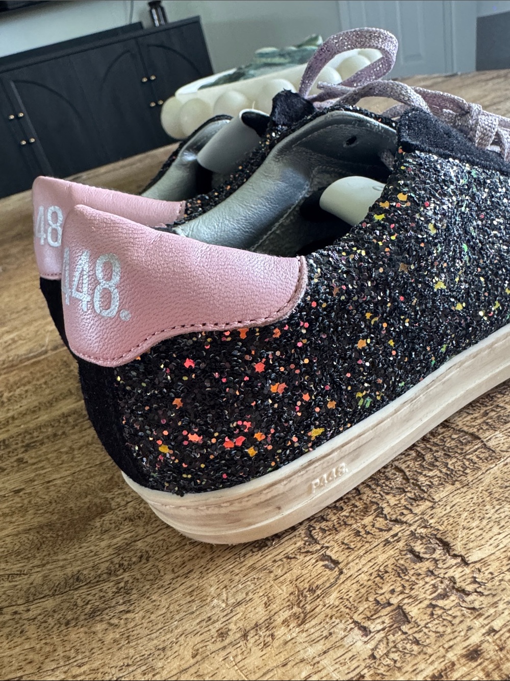 EUC Women's P448 Low Top Glitter Sneakers Size 38 - Picture 7 of 8
